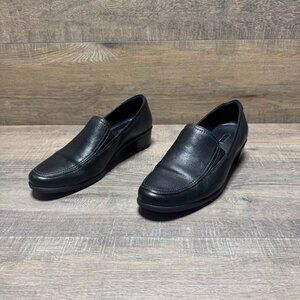 Ecco Black Leather Low Heel Slip On Shoes Women's Size EU 39